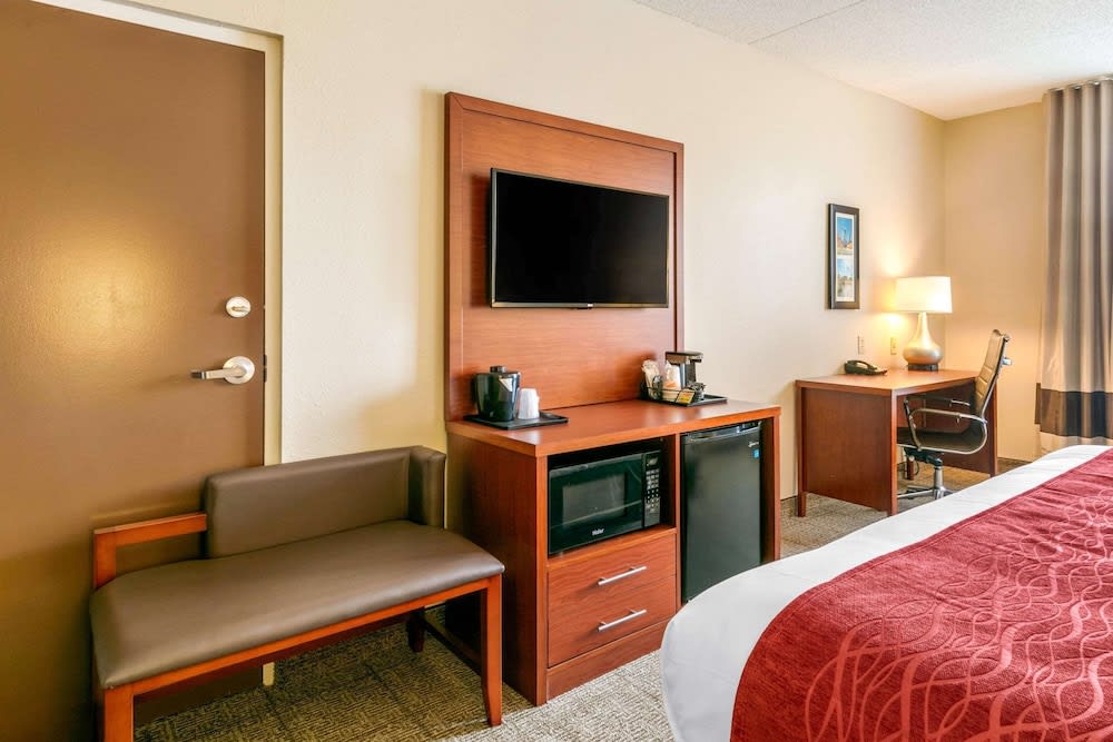 Comfort Inn & Suites Nashville Franklin Cool Springs 5
