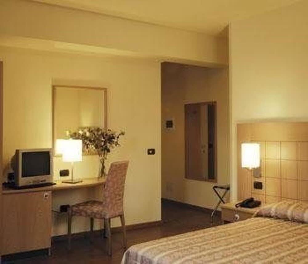 Hotel Bellavista Valmadrera 2