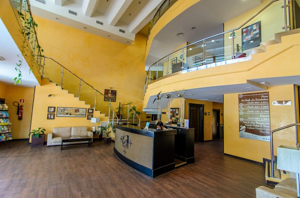 Hotel Apartamento Martín Alonso Pinzón 2