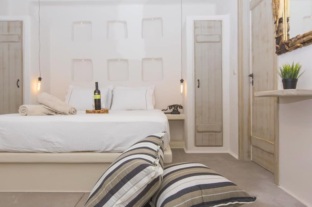 Ampelos Suites 2
