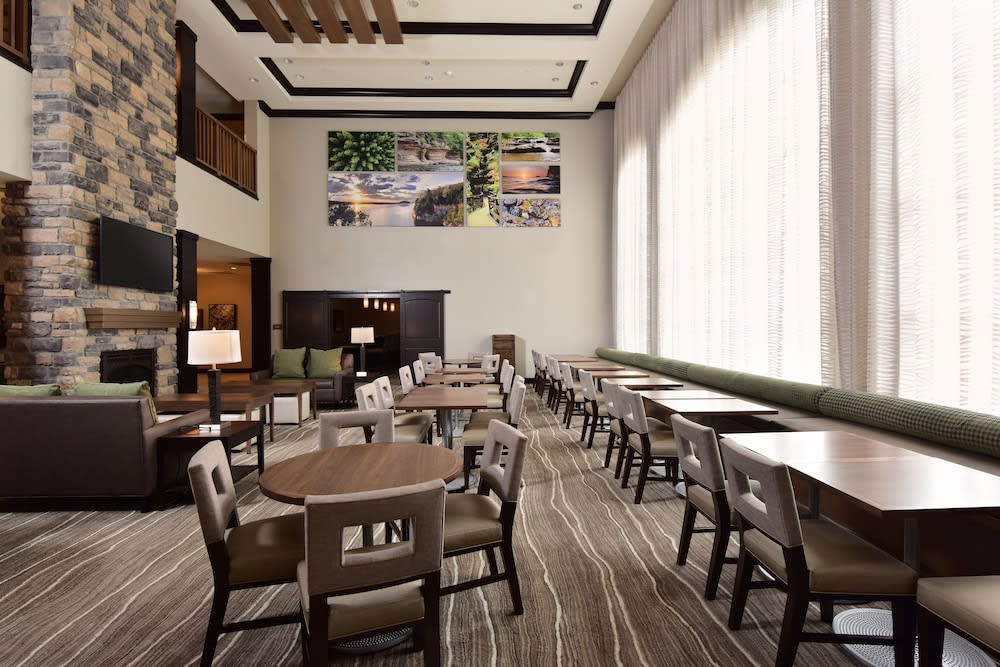 Staybridge Suites WISCONSIN DELLS - LAKE DELTON by IHG 2
