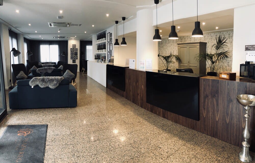 Plaza Regency Hotels 2