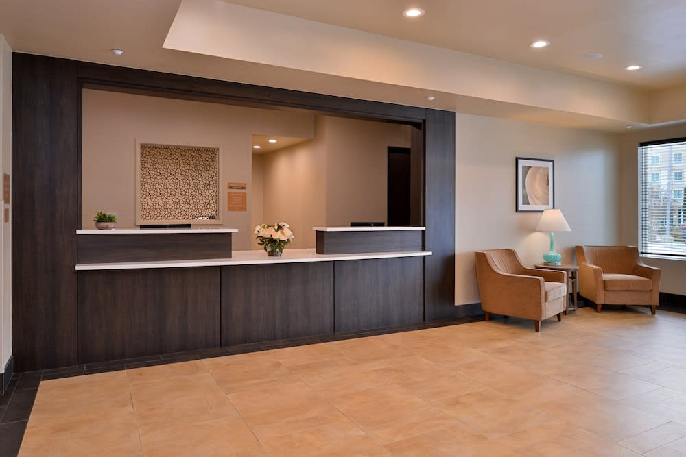 Candlewood Suites Austin Airport by IHG 2
