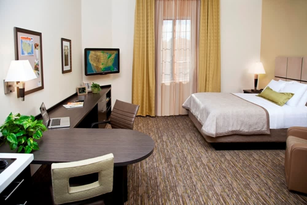 Candlewood Suites Austin Airport by IHG 4