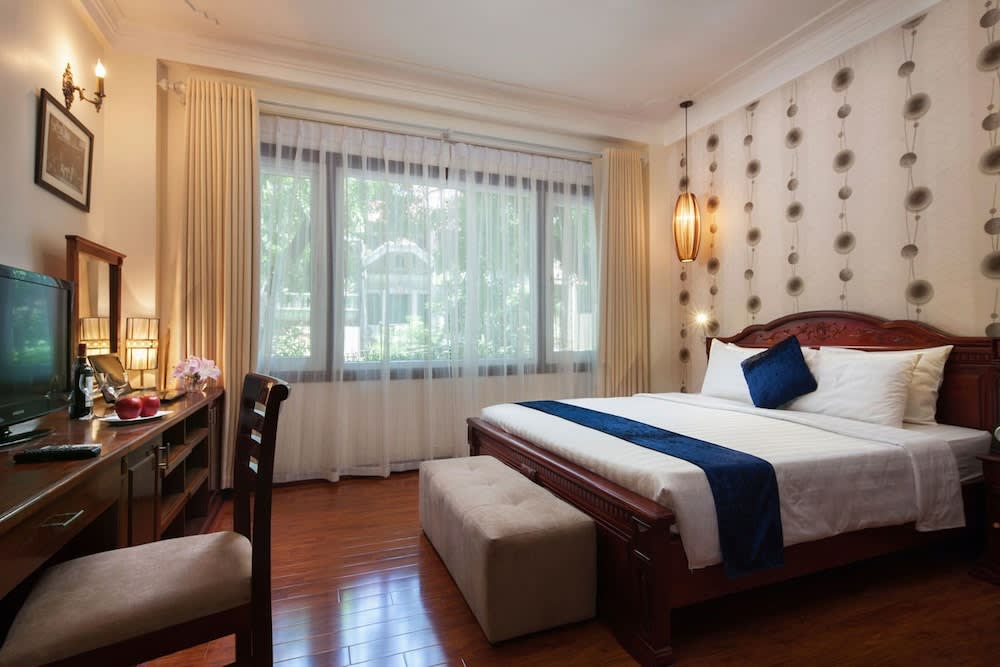 Hanoi Golden Moon Hotel & Travel 1