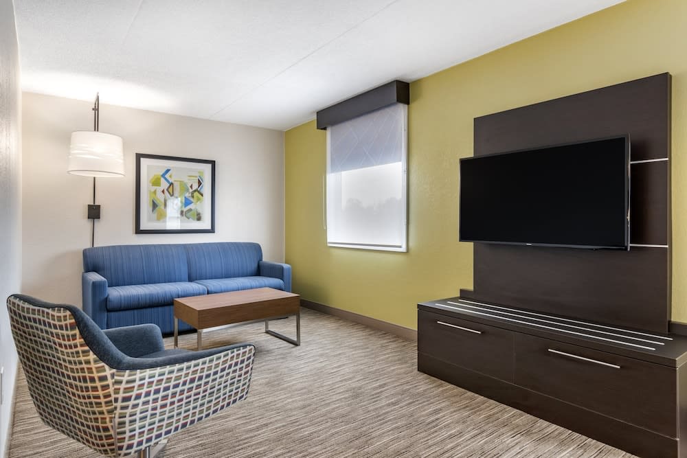 Holiday Inn Express Jonestown - Ft. Indiantown Gap by IHG 5