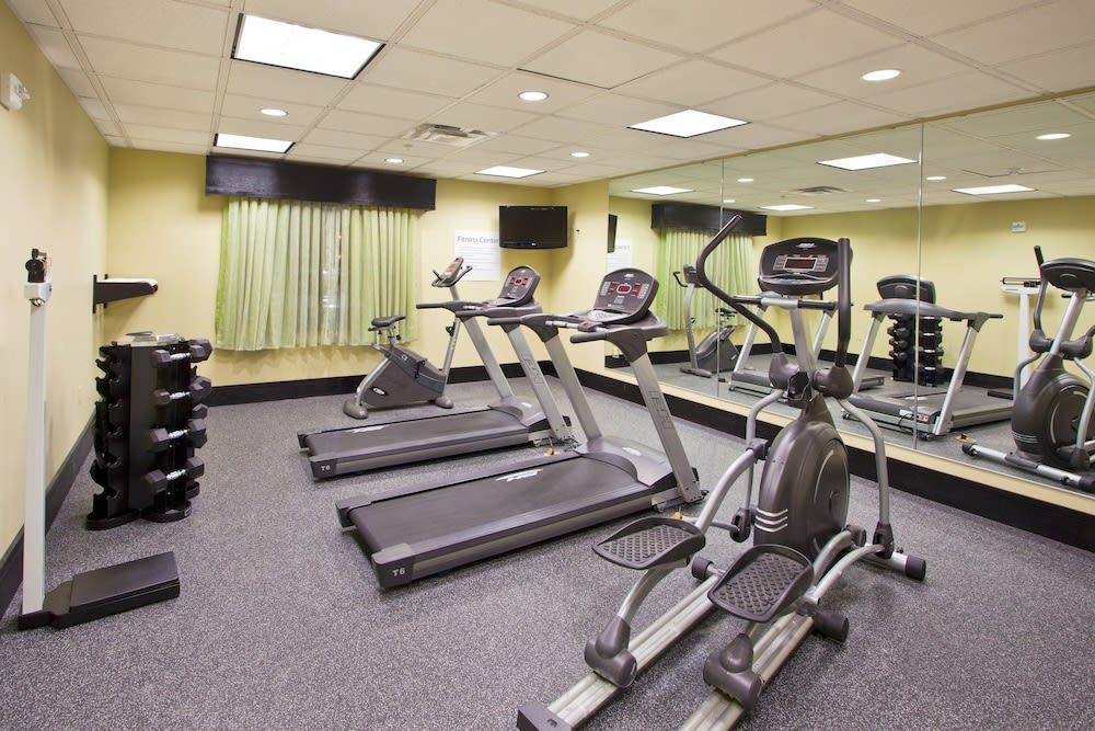 Holiday Inn Express & Suites WAYCROSS by IHG 1