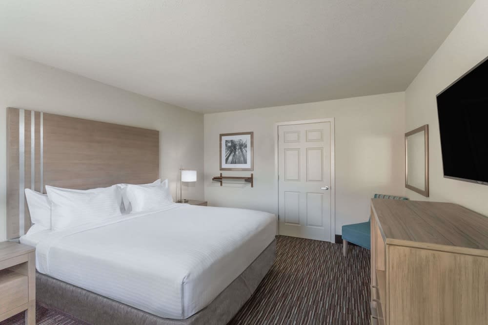 Days Inn by Wyndham Yosemite Area 2