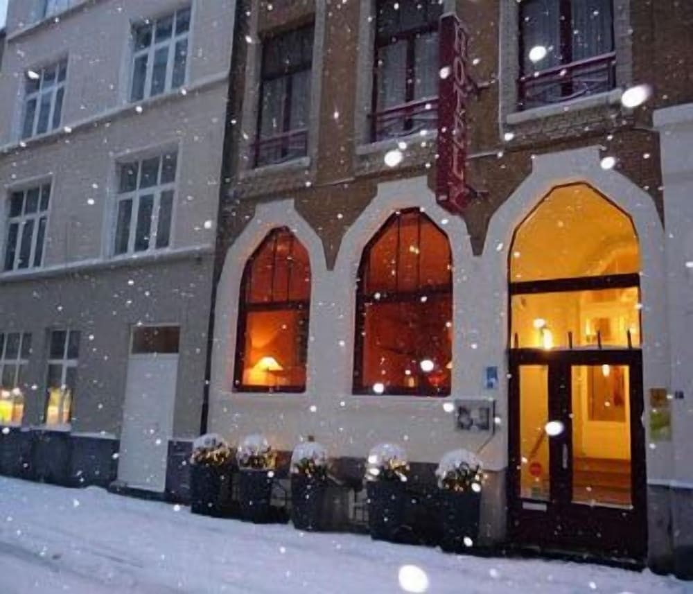 Hotel Louisa 1
