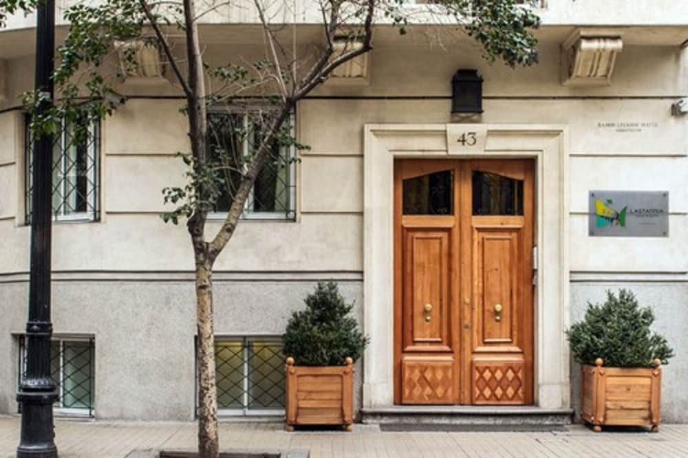 Lastarria Aparts 1