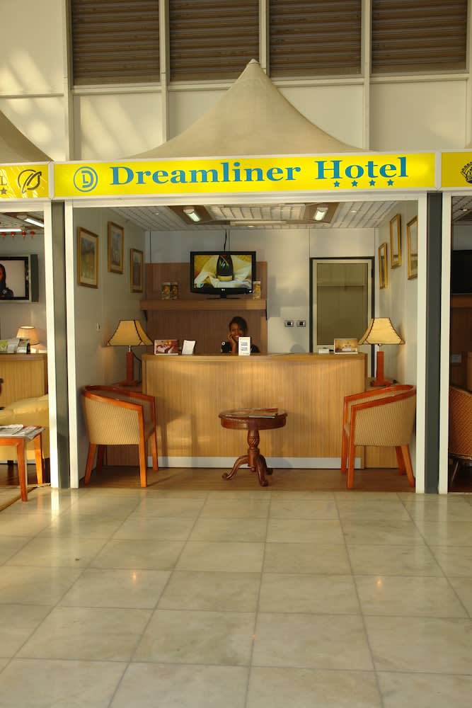 Dreamliner Hotel 2