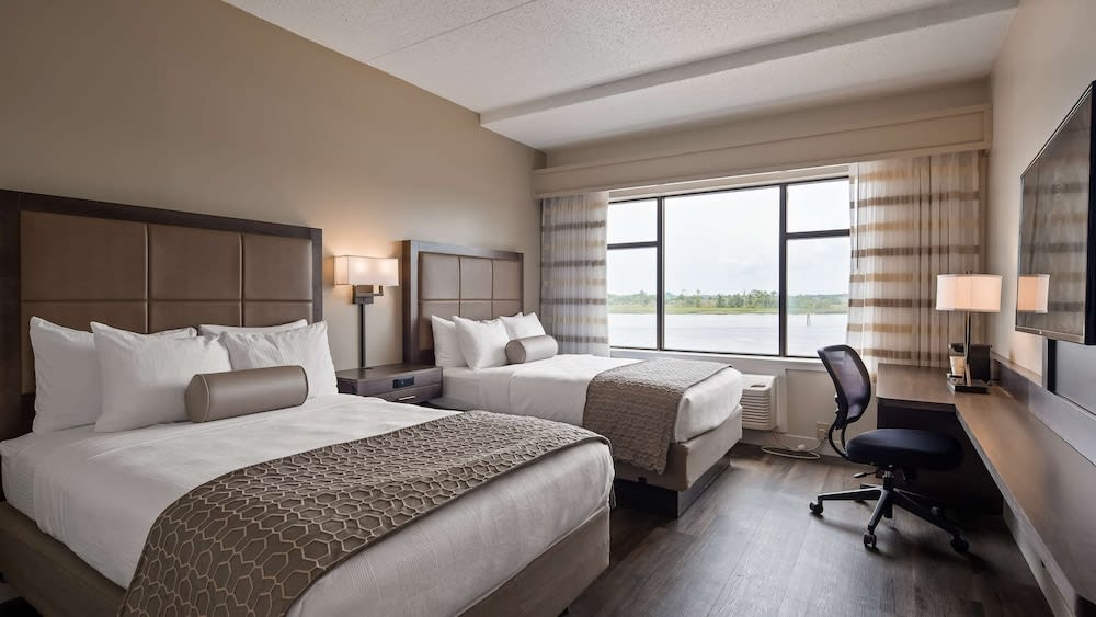 Best Western Plus Coastline Inn 5