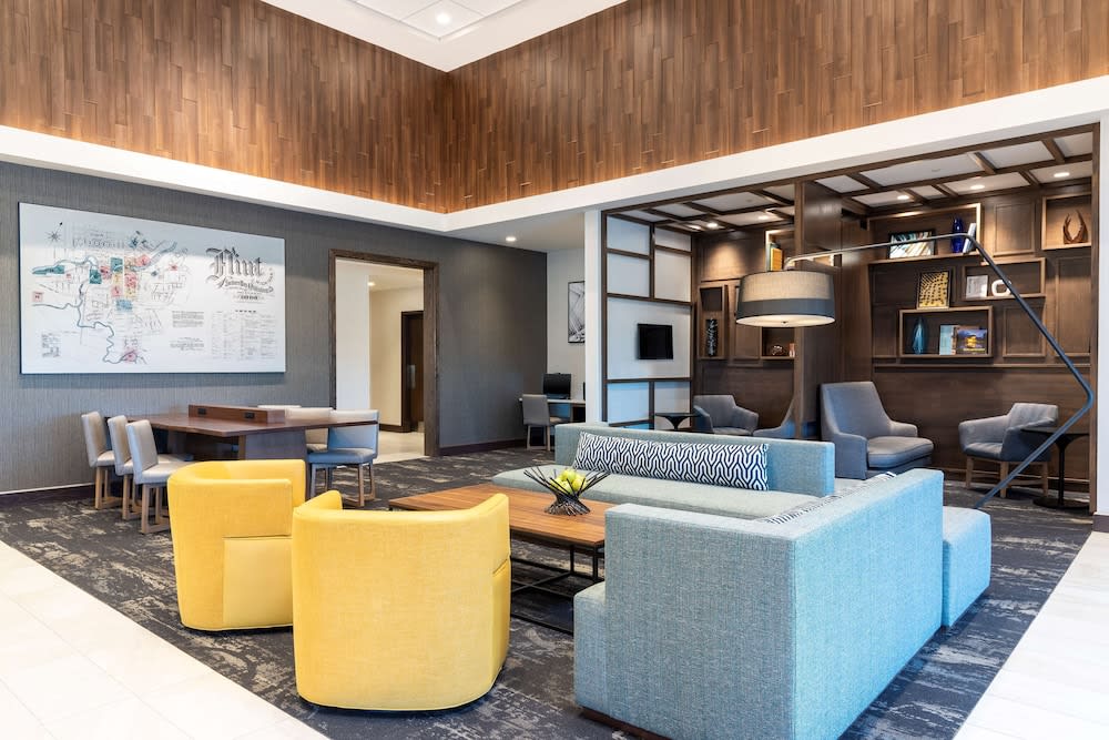 Hyatt Place Flint/Grand Blanc 2