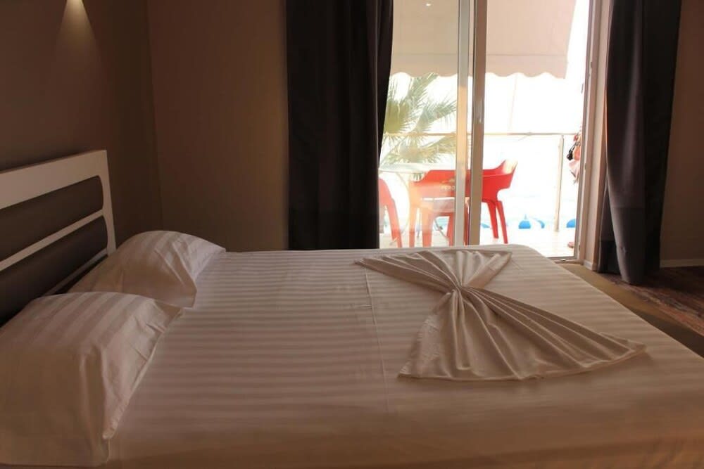 Palmanova Beach Mardok 2