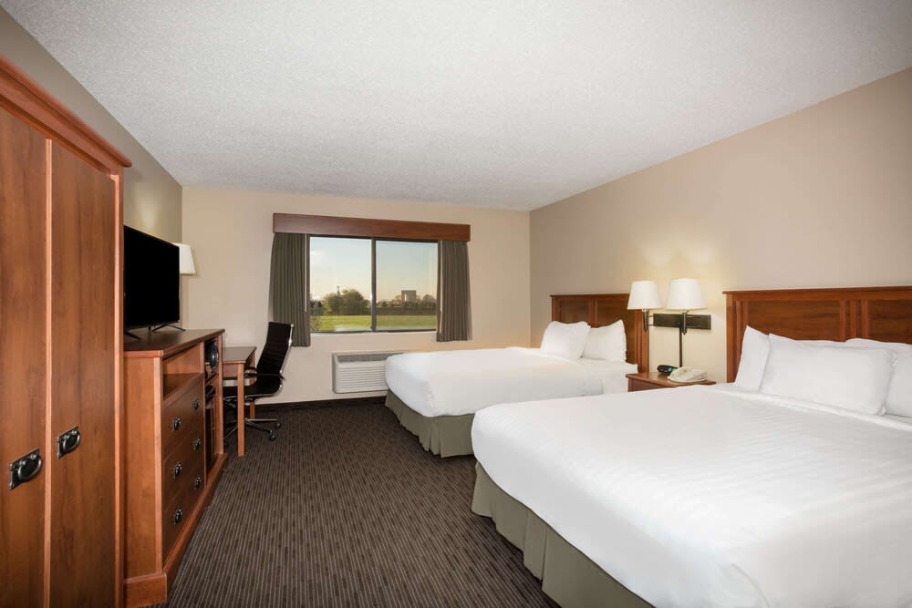 AmericInn by Wyndham Sioux City 5