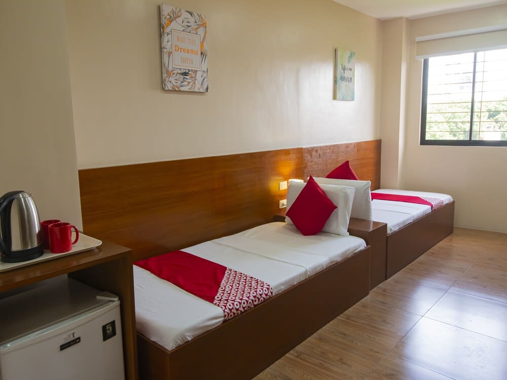 Super OYO 832 The Teepee Place Hostel & Residence Inn 1