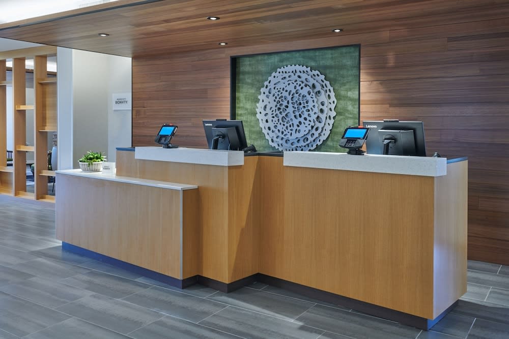 Fairfield Inn & Suites by Marriott Chicago O'Hare 2