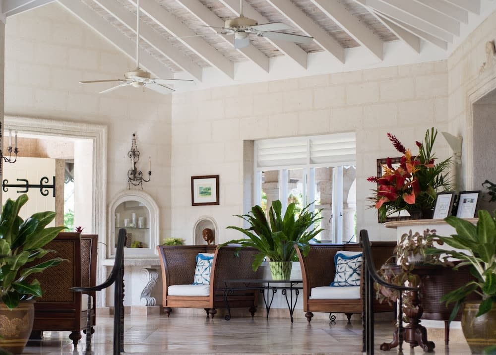 Coral Reef Club 2