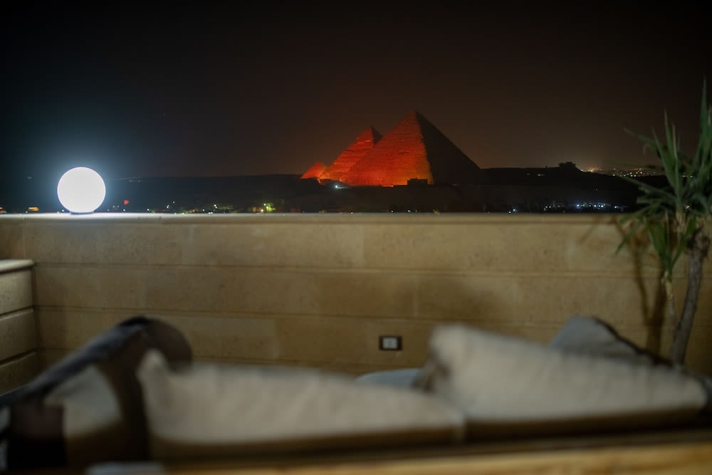 Gardenia Pyramids View Inn - Rooftop 2
