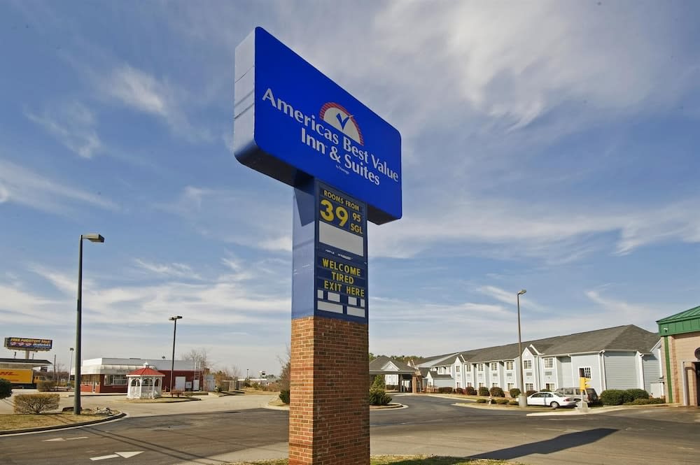Americas Best Value Inn & Suites McDonough 1