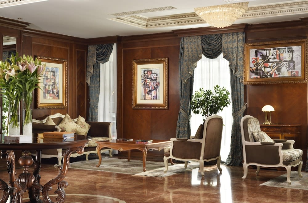 Swiss Diamond Hotel Prishtina 5