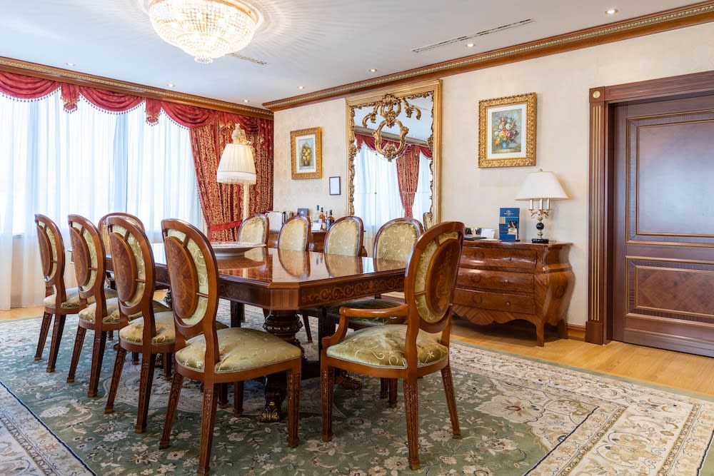 Swiss Diamond Hotel Prishtina 3