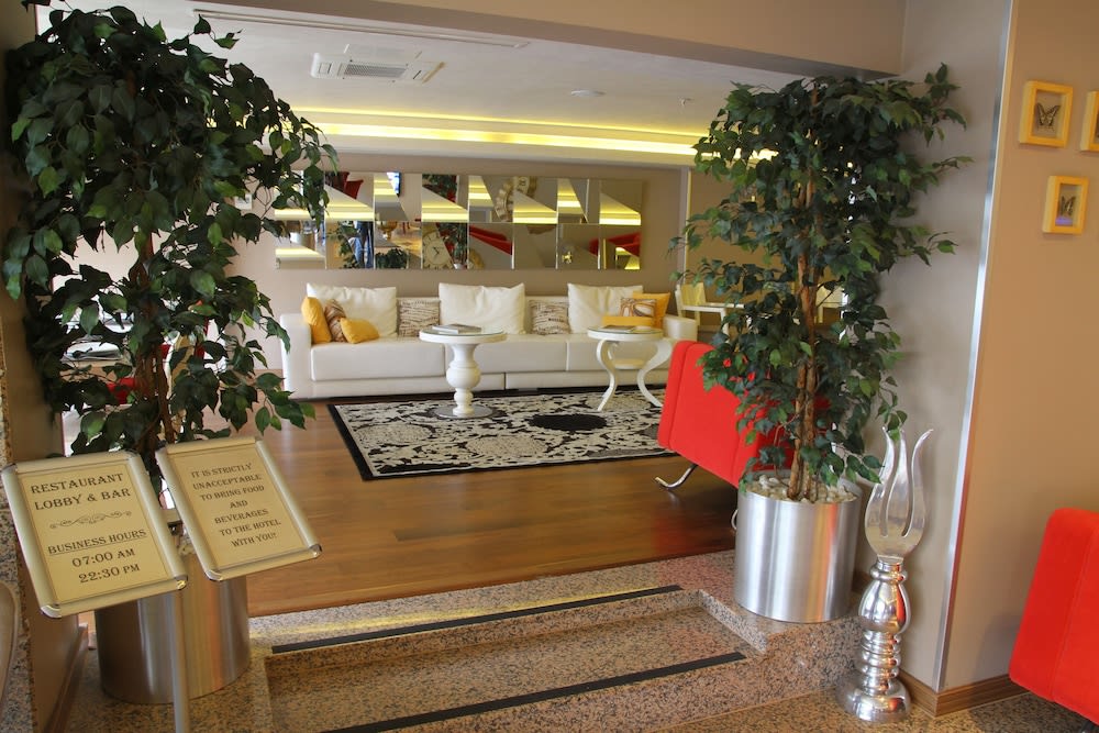 The Time Hotel Old City 3