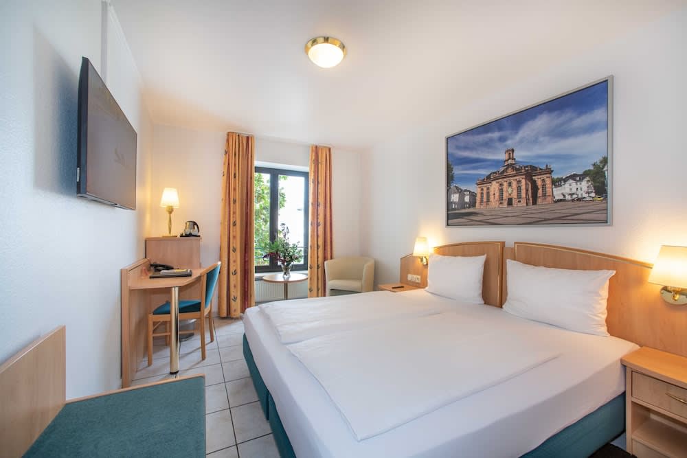 UNO Hotel Posthof Saarlouis 1