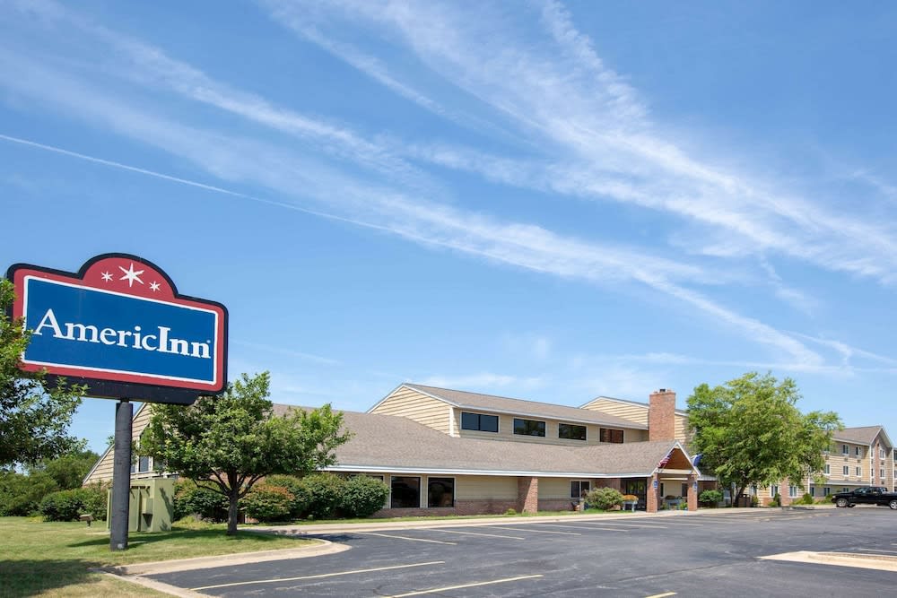 AmericInn by Wyndham Coralville 1