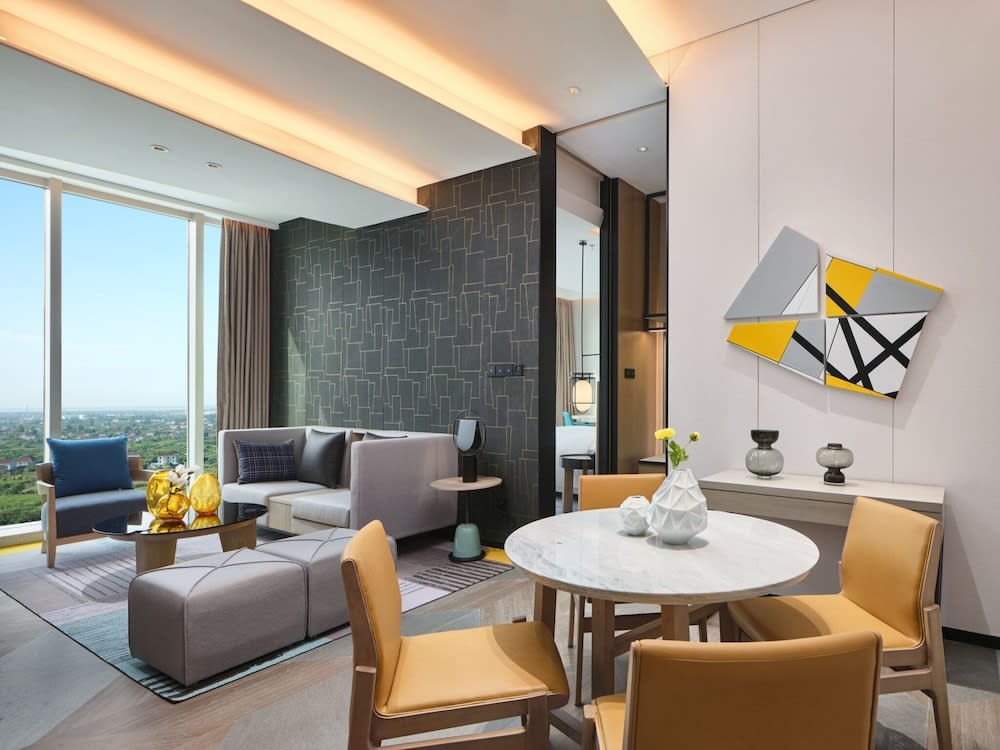 Crowne Plaza Qidong by IHG 3