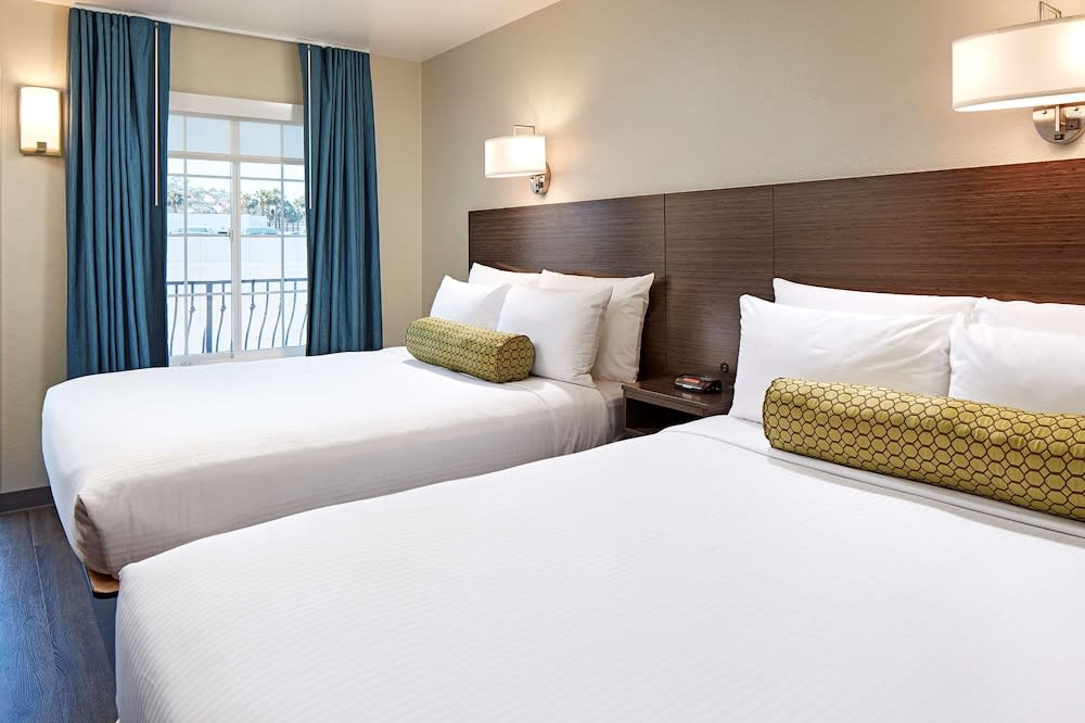 SureStay Hotel by Best Western San Diego Pacific Beach 2