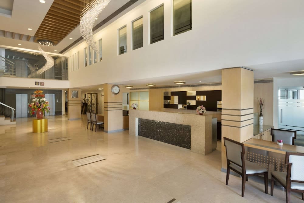 Ramada by Wyndham Chennai Egmore 2