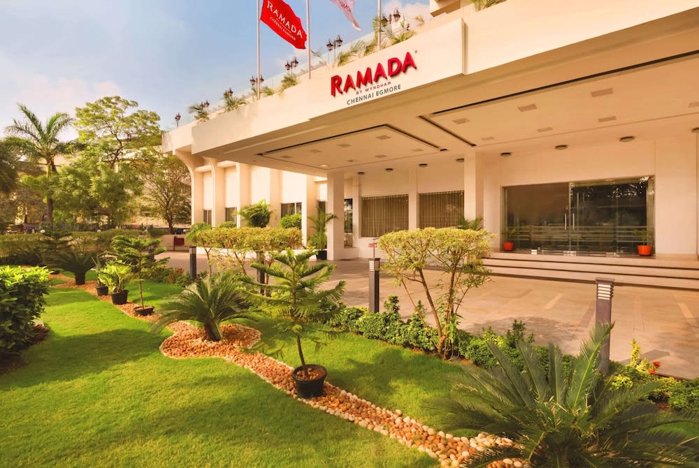 Ramada by Wyndham Chennai Egmore 1