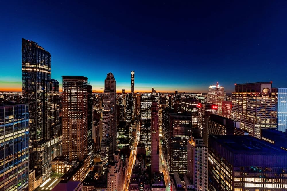 Residence Inn by Marriott New York Manhattan/Central Park 3