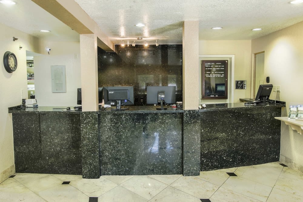 Inn of America - Palm Beach Gardens 2