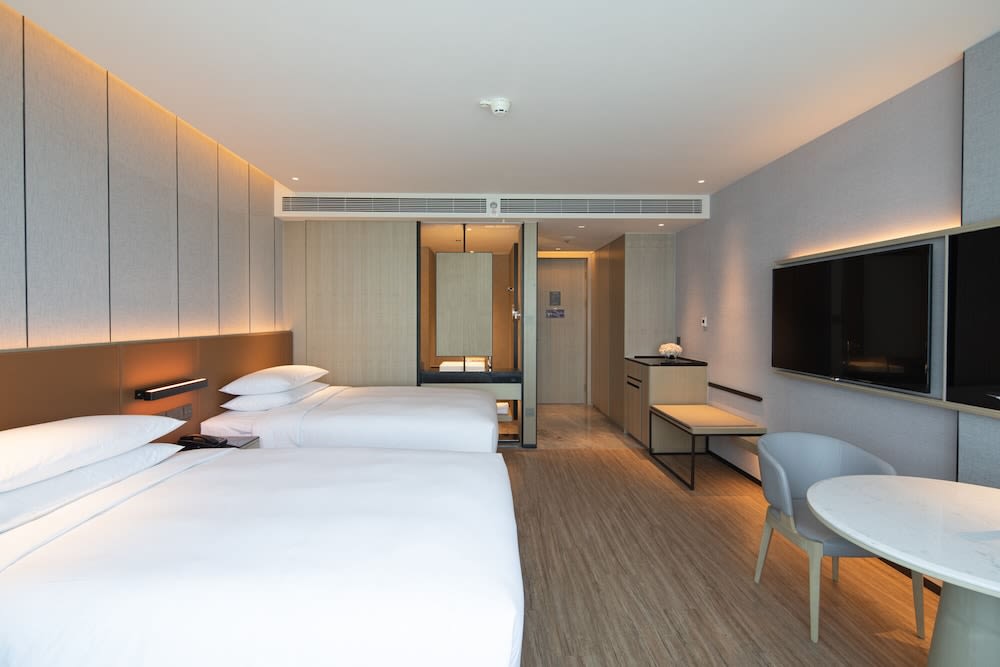 Courtyard by Marriott Jiangyin 5