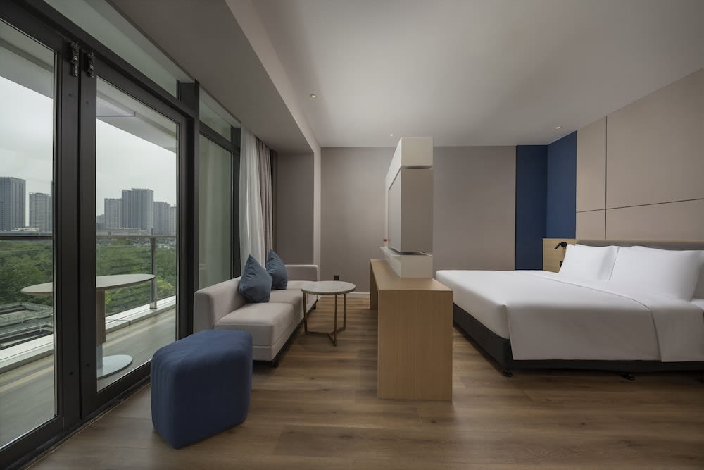Holiday Inn Express Chongqing Caiyun Lake by IHG 4