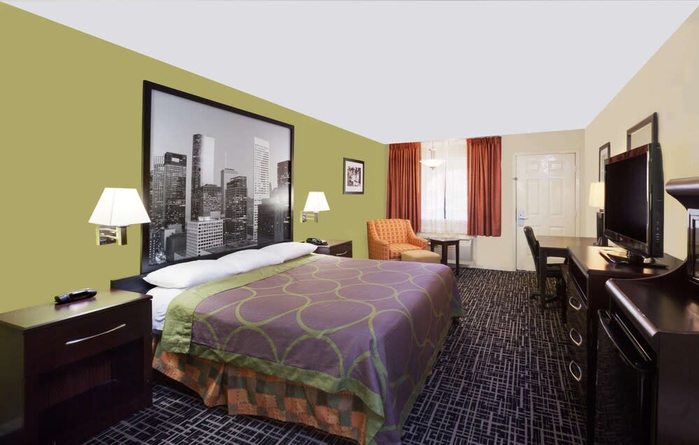 Super 8 by Wyndham Corpus Christi Northwest 4