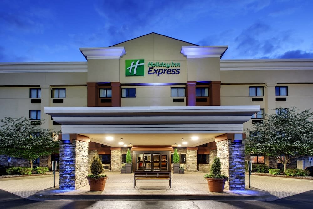 Holiday Inn Express FORT CAMPBELL-OAK GROVE by IHG 1
