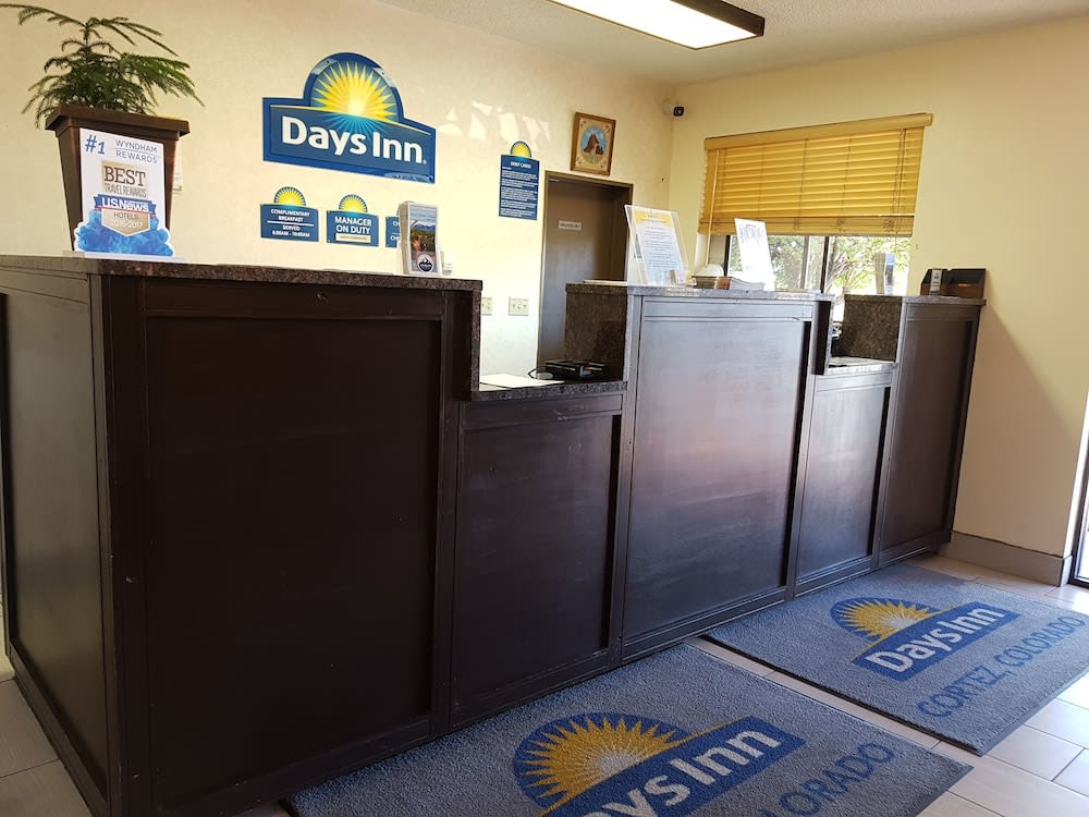 Days Inn by Wyndham Cortez 2