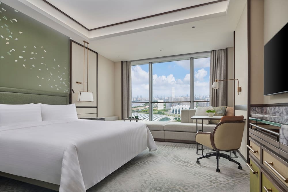 Shangri-La Qiantan, Shanghai - Steps away from the Oriental Sports Center, and easy reach the vibrant art scene of West Bund 1