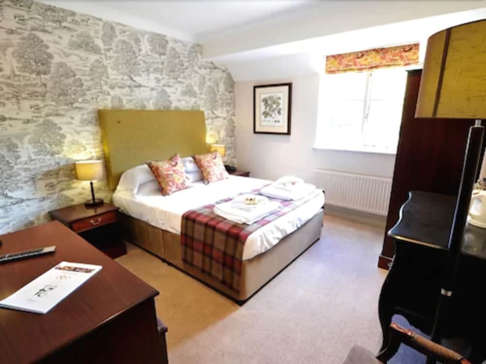 Crown Inn at Tolldown 2
