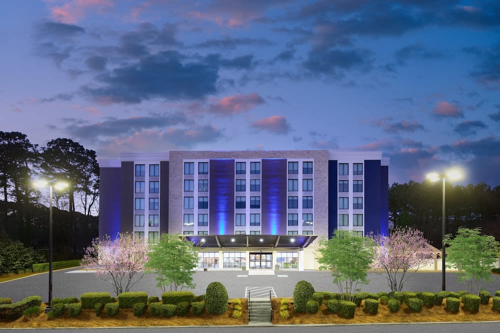 Holiday Inn Express & Suites ATLANTA - TUCKER NORTHLAKE by IHG 1
