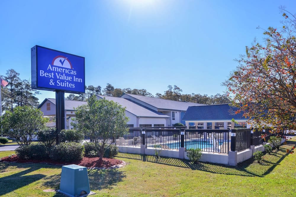 Americas Best Value Inn & Suites Bastrop 1