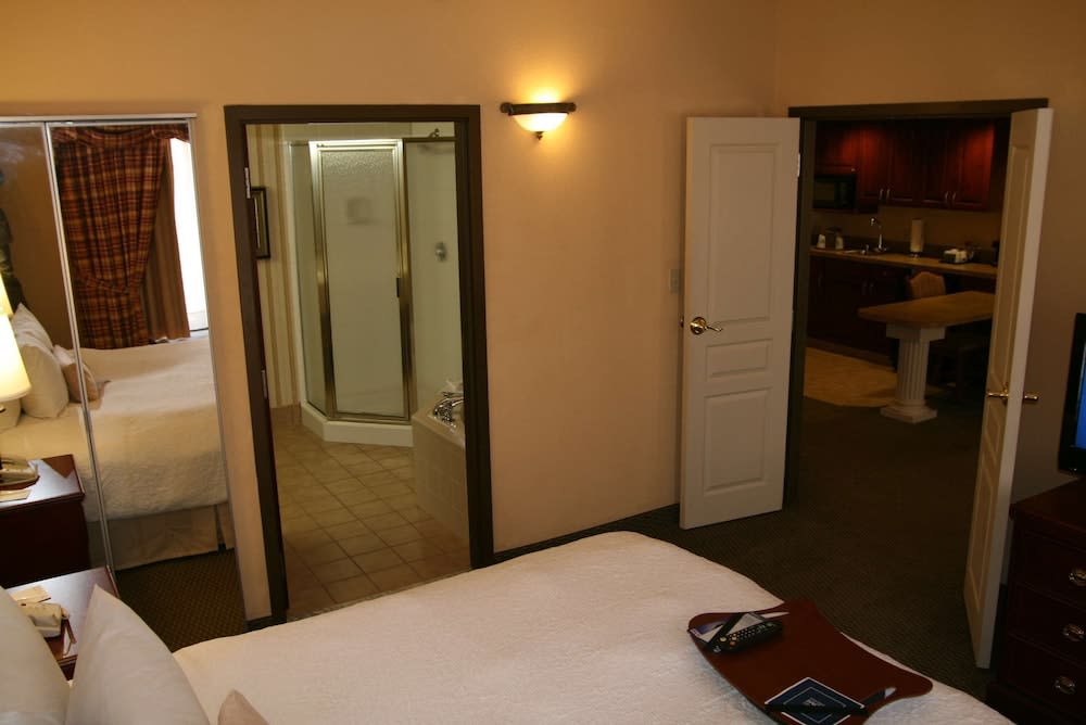 Hampton Inn & Suites Stillwater 4