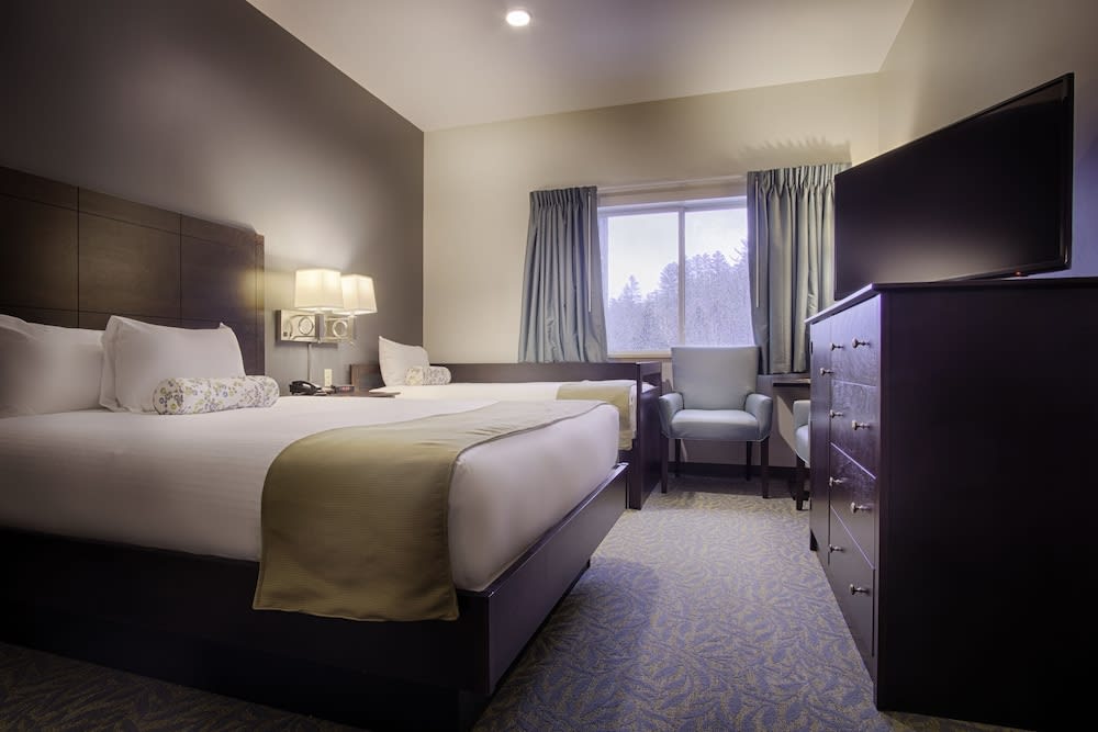 Sun & Ski Inn and Suites 2