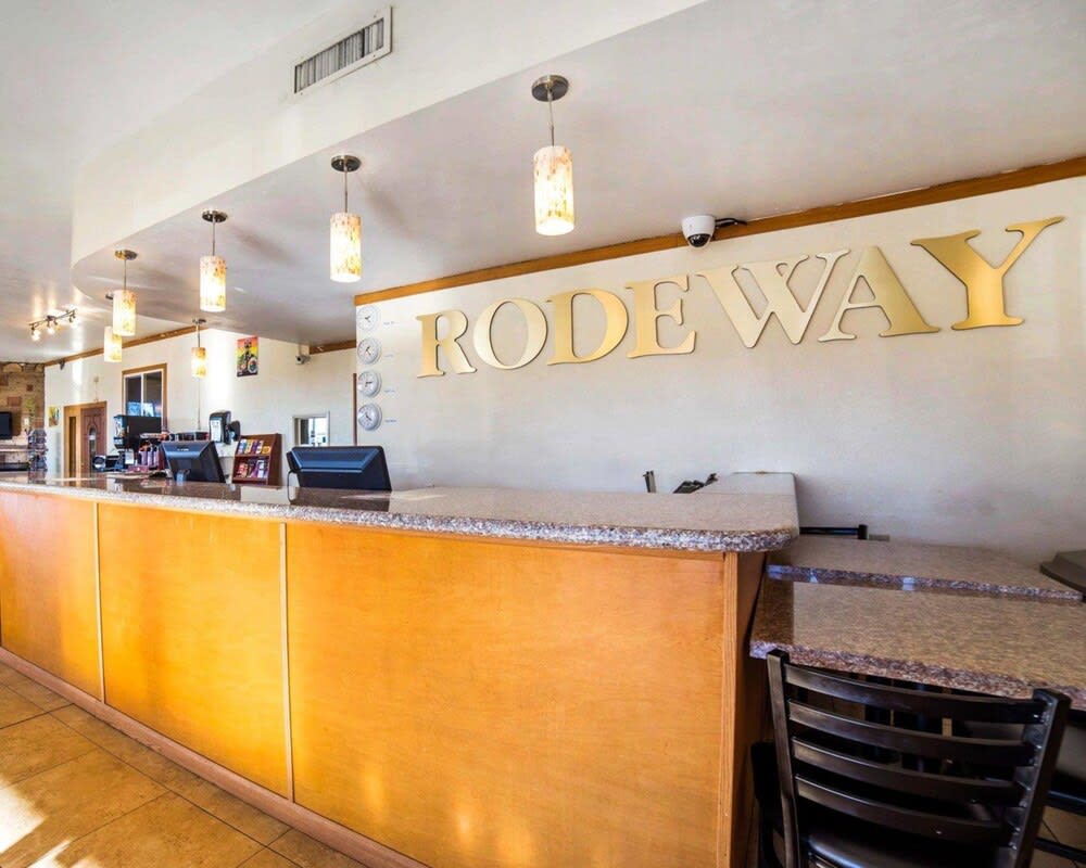 Rodeway Inn at Lake Powell 2