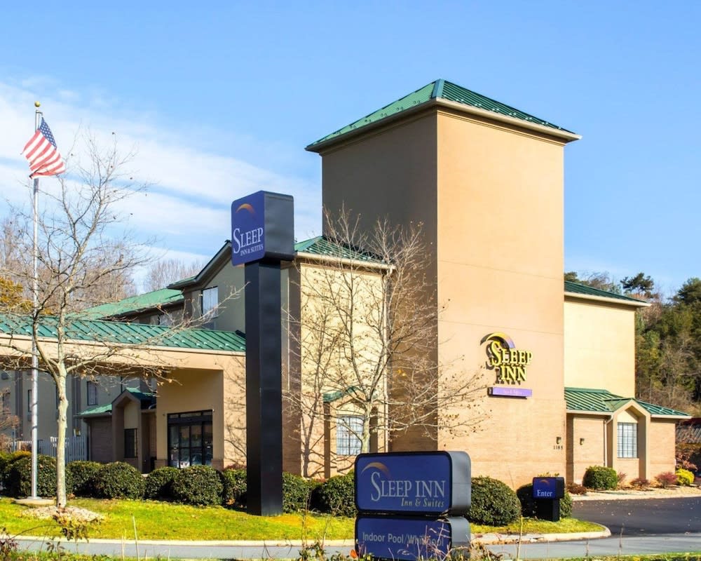 Sleep Inn & Suites Monticello 1