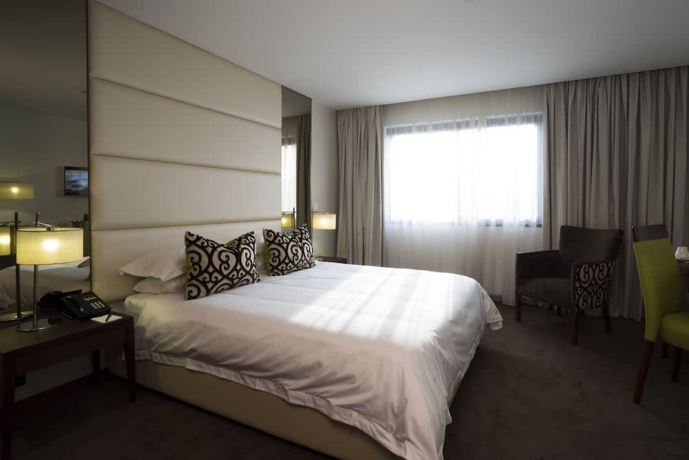 Fiesta Residences Boutique Hotel and Serviced Apartments. 2