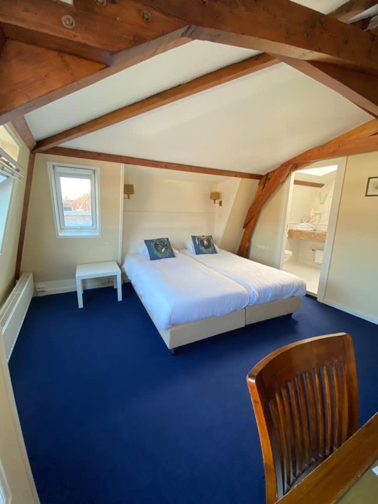 Hotel Bridges House - Delft City Centre 3